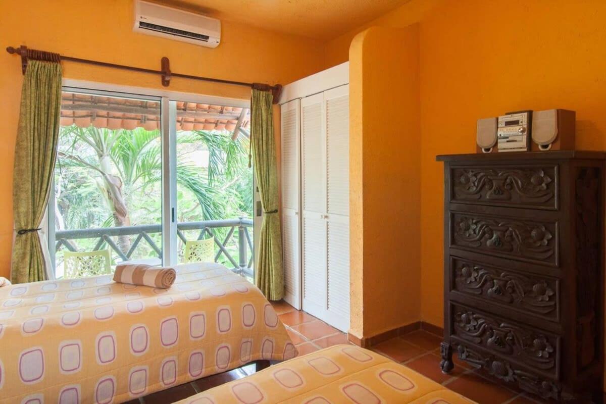 Charming Authentic Mexico-walk To & 5th Ave! Сasa de vacaciones