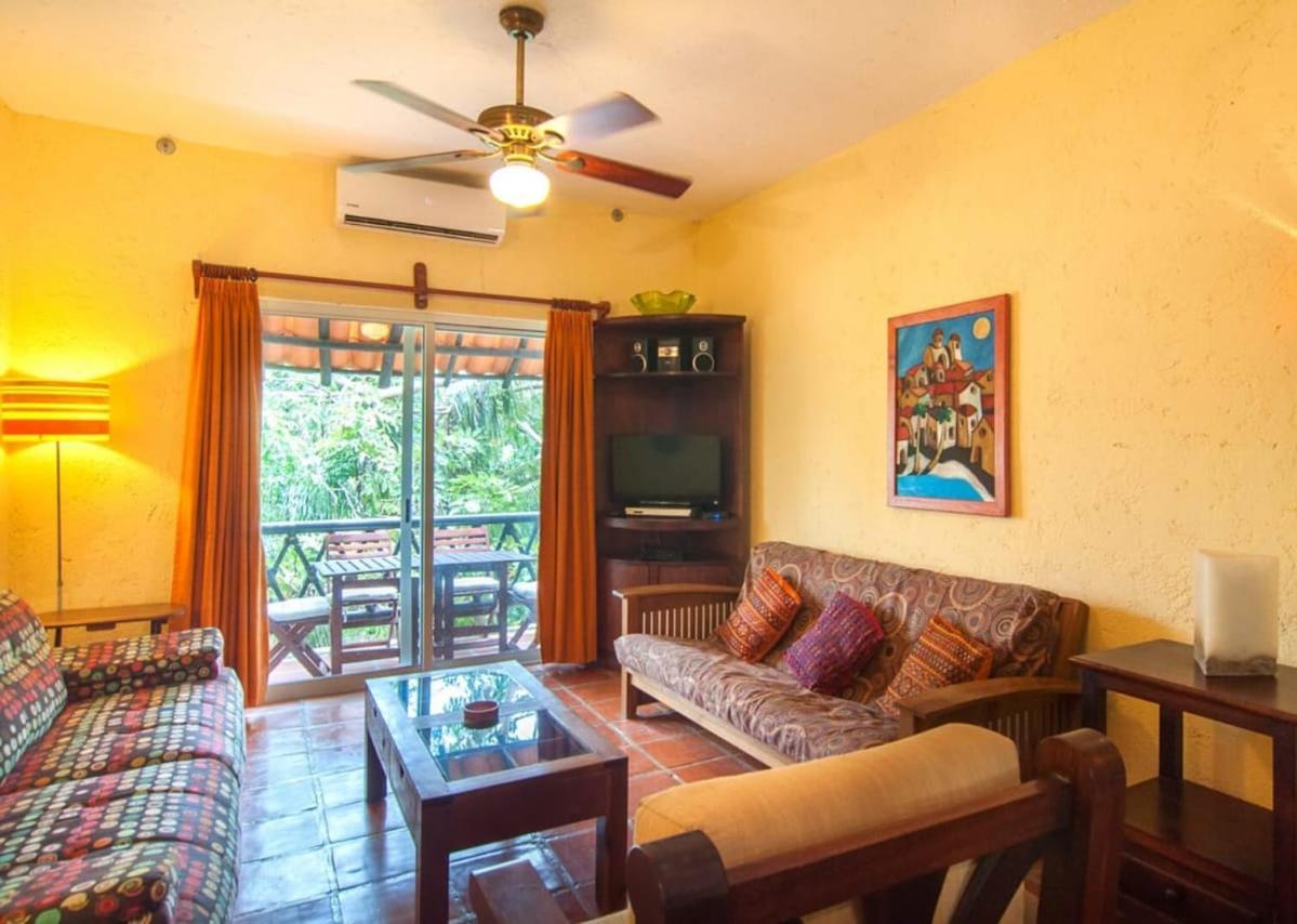 Charming Authentic Mexico-walk To & 5th Ave! Playa del Carmen
